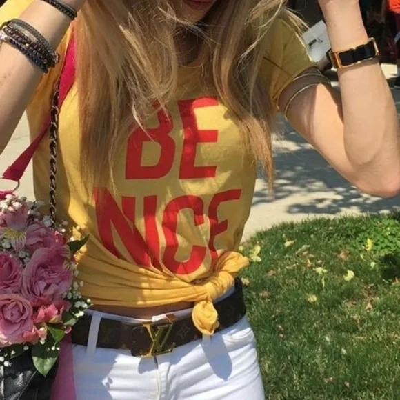 Chaser - Picture 4 of 10